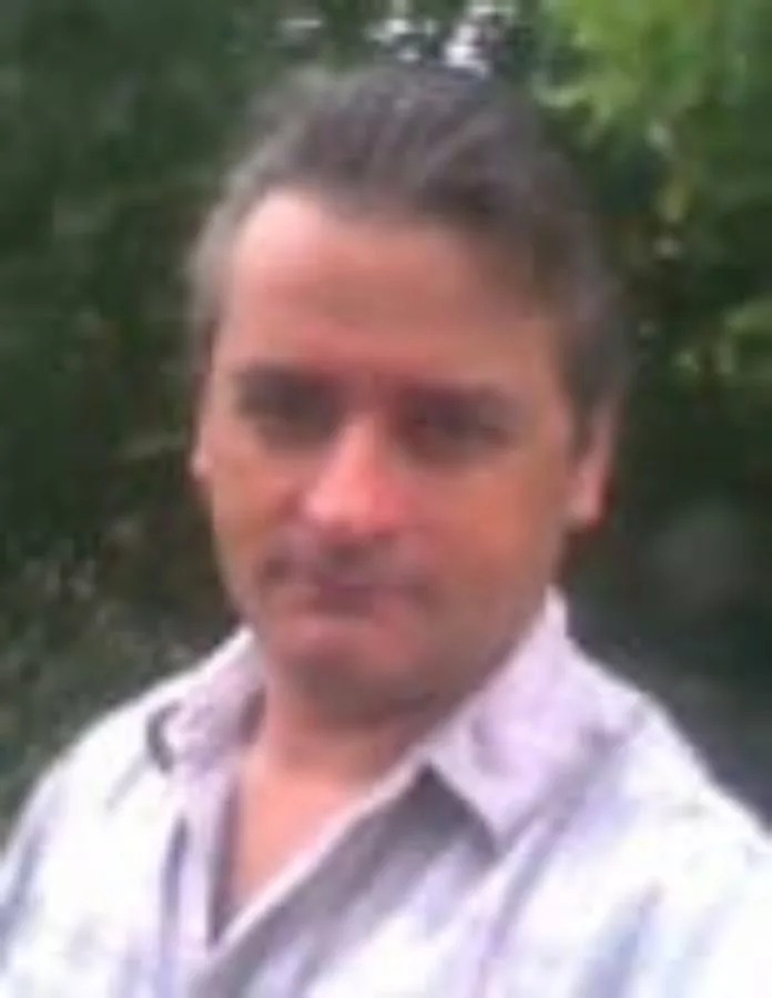 _legacy_2015_09_Manuel-Vega-116x150