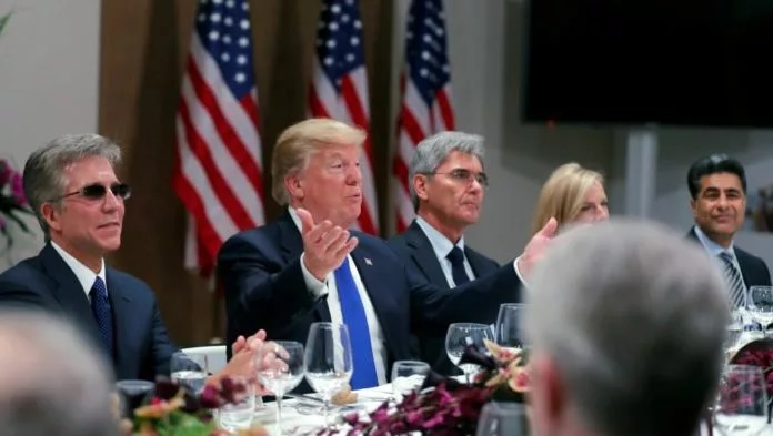 _legacy_2018_01_2018-01-25t190802z_1510519062_rc1f12d12300_rtrmadp_3_davos-meeting-trump_0-1024x578