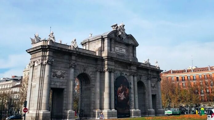 _legacy_2018_12_tripodium