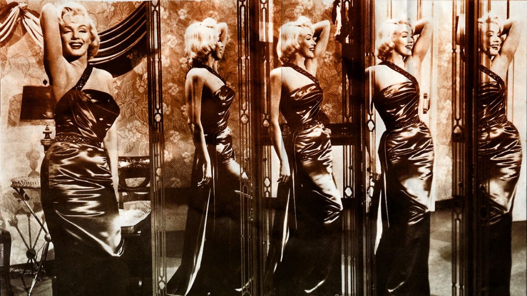 Marilyn in the mirror