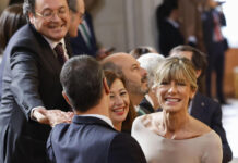 De quién depende la Fiscalía